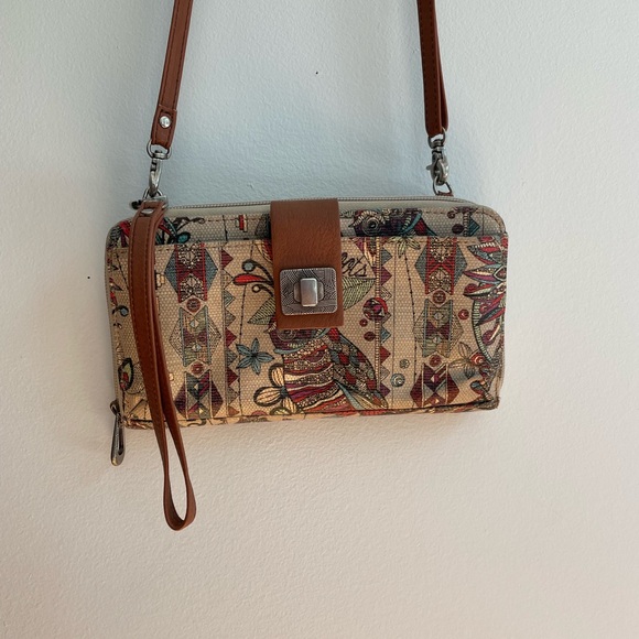 Sakroots Crossbody Bag with Pocket for a Phone - Picture 5 of 8